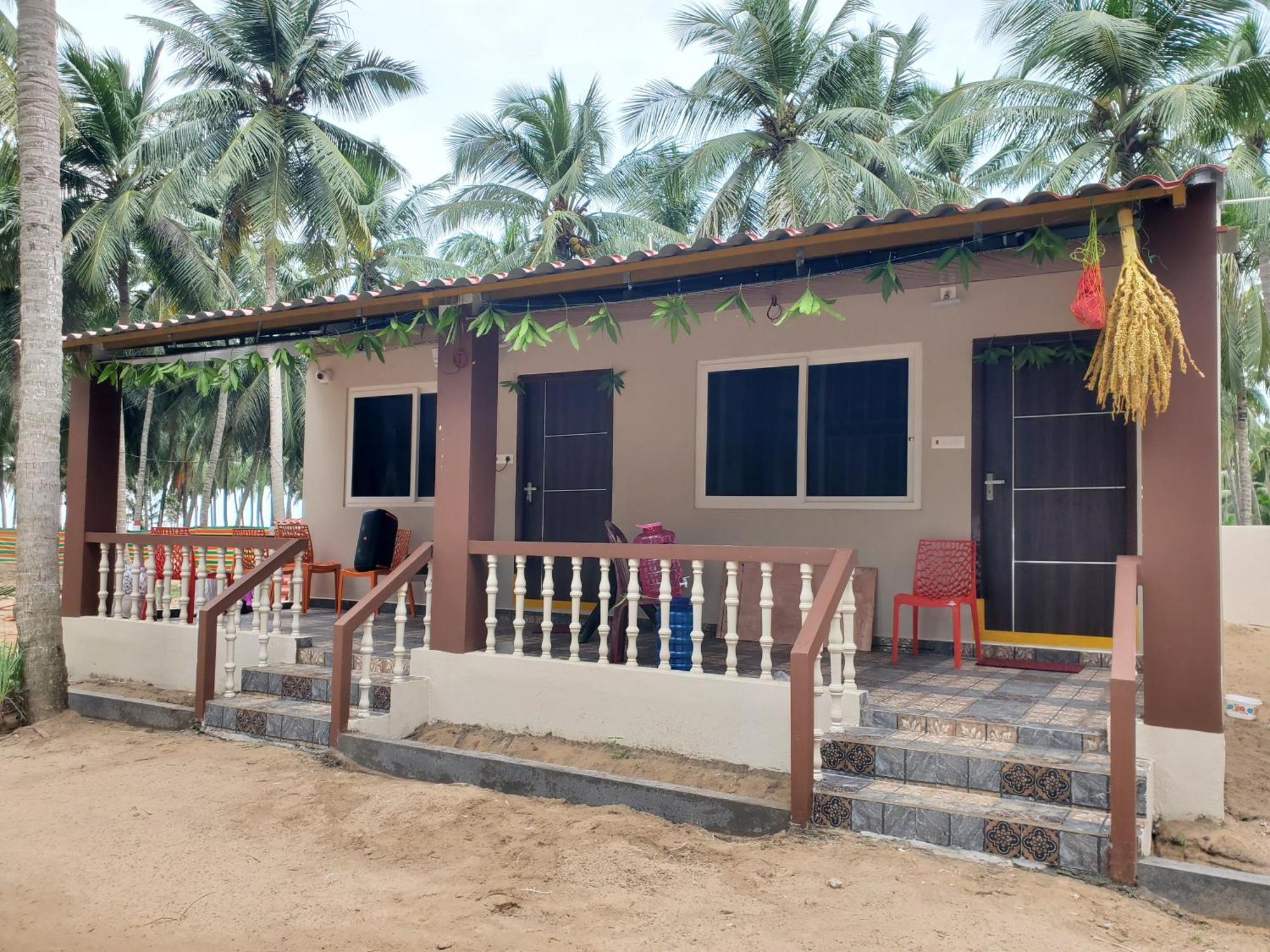 Coastline Beach Resort Perupalem エクステリア 写真